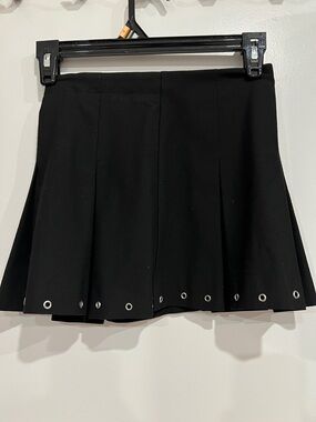 Zara Black Pleated Mini Skirt with Silver Eyelet Hem